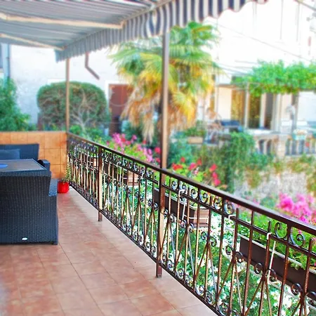 Apartmani Senka Ika Exterior photo