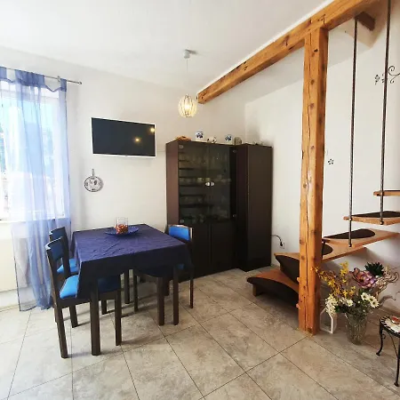 Apartmani Senka Ika Exterior photo