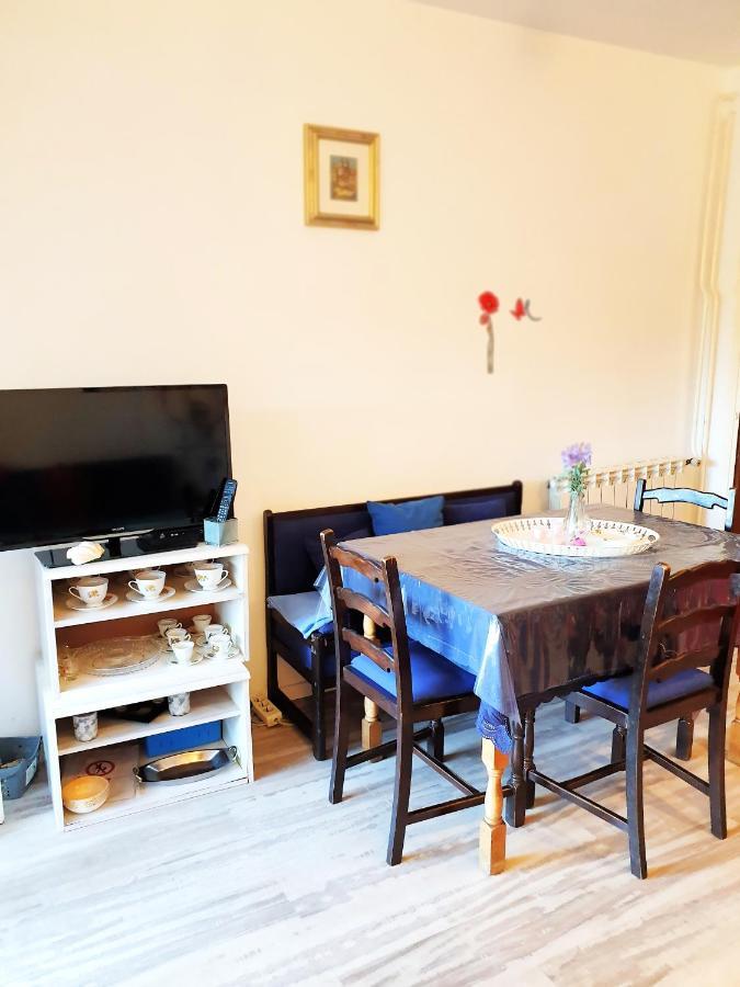 Senka Apartment *