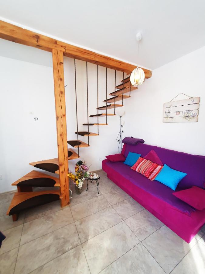 Senka Apartment *